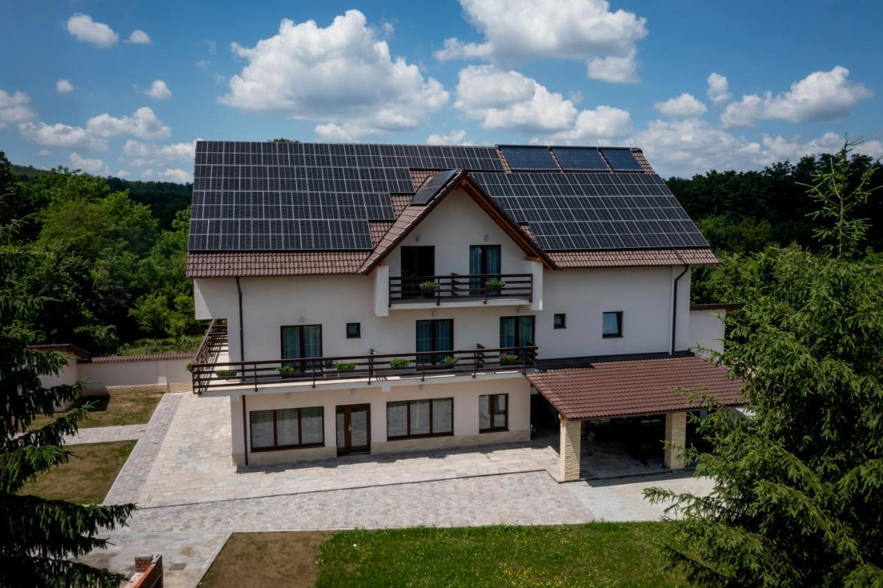 Evergreen Chalet Авріґ Екстер'єр фото